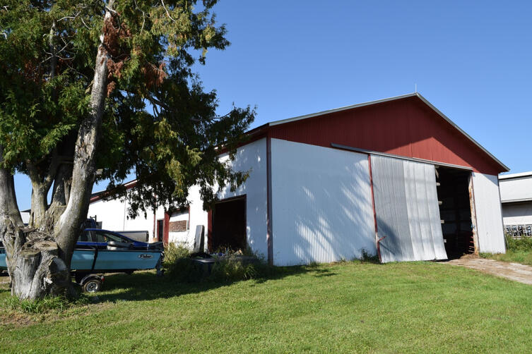 Machine shed Machine shed
