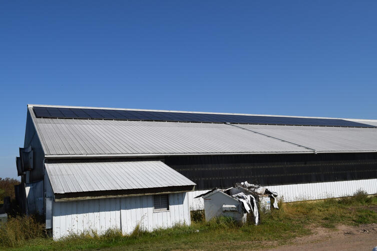 Solar energy system (27.46 kW) with transferable 25-year warranty